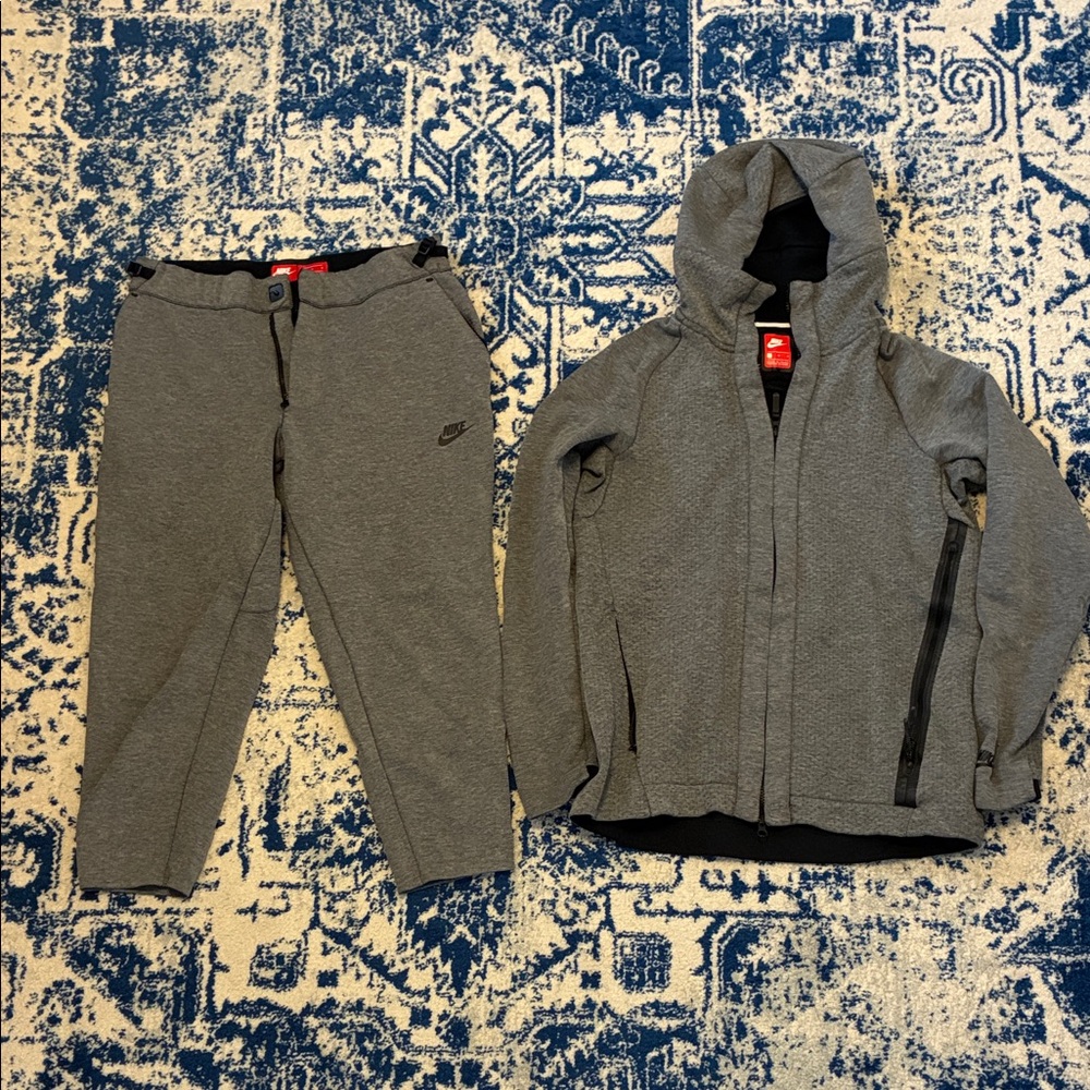 Nike Gray Hoodie Tech Fleece Tracksuit Men’s Medium